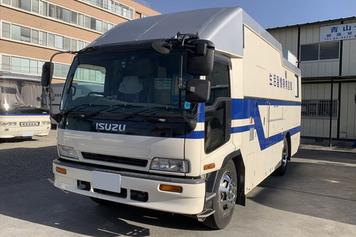 胃部X線検診車